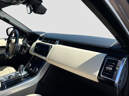 Used 2021 Land Rover Range Rover Sport HSE Silver Edition image 14