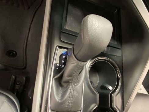 Used 2019 Toyota Camry LE image 18