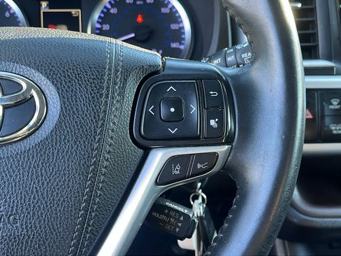 Used 2019 Toyota Highlander Plus w/ Protection Package #3 image 13
