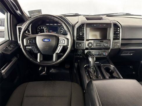 Used 2018 Ford F150 XLT w/ Equipment Group 302A Luxury image 22