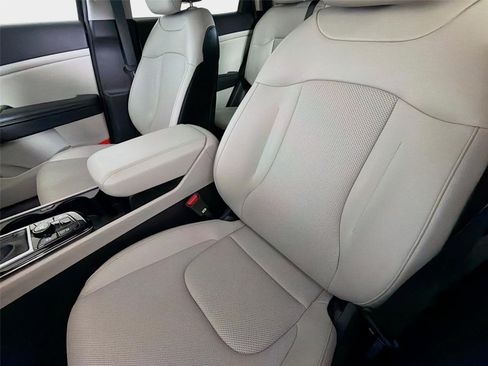 Certified 2023 Kia Sportage EX FWD image 11