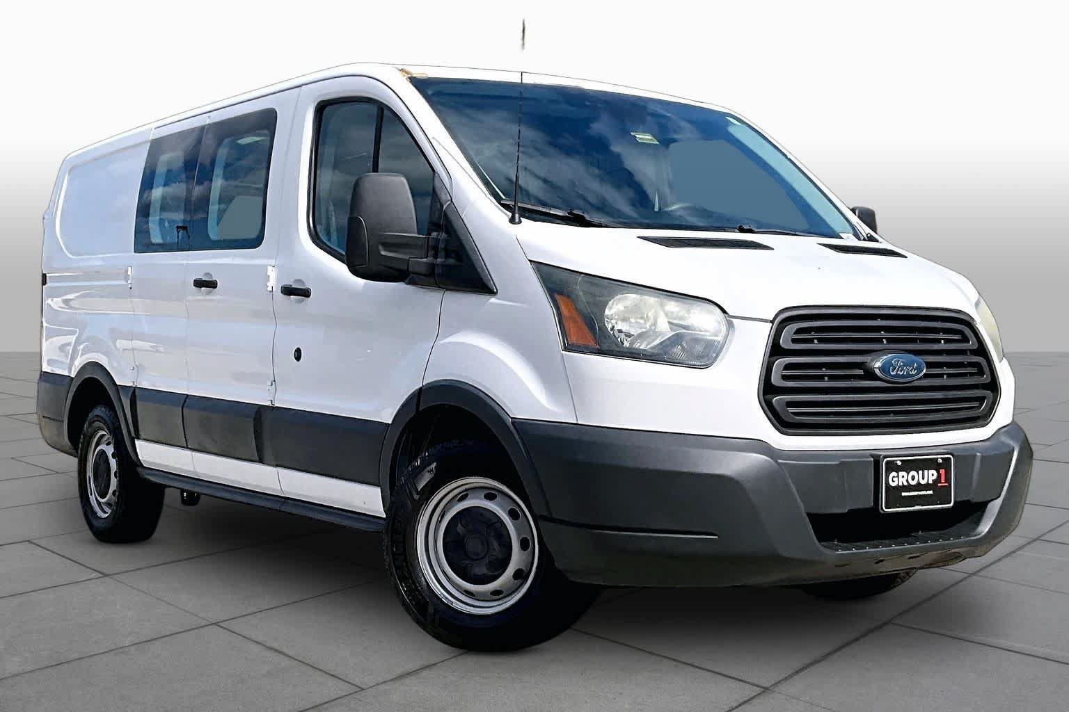Used 2016 Ford Transit 150 130 Low Roof RWD image 3