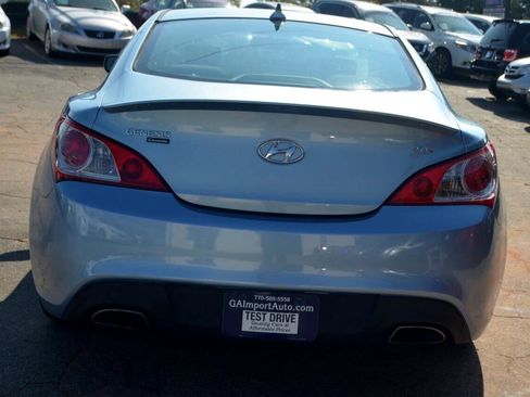 Used 2011 Hyundai Genesis 2.0T image 9