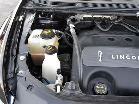 Used 2015 Lincoln MKX AWD w/ Equipment Group 102A image 53