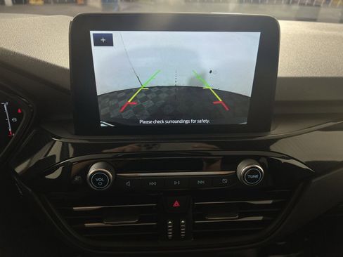 Used 2025 Ford Escape ST-Line w/ Equipment Group 301A image 19