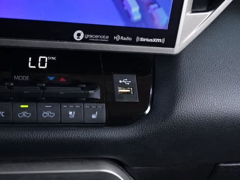 Used 2023 Toyota Tundra Limited w/ Power Package RWD image 33