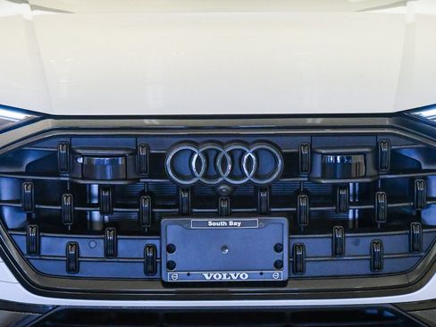 Used 2024 Audi Q8 Premium w/ Black Optic Package AWD/4WD image 9