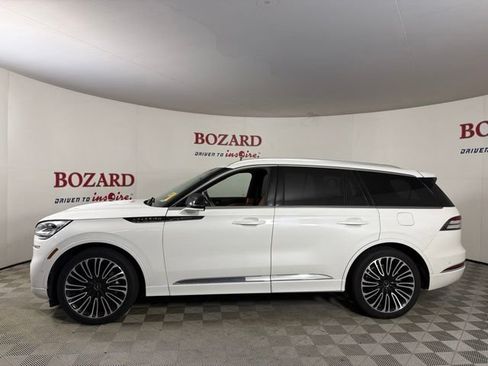 Used 2024 Lincoln Aviator Black Label w/ Dynamic Handling Package AWD/4WD image 5