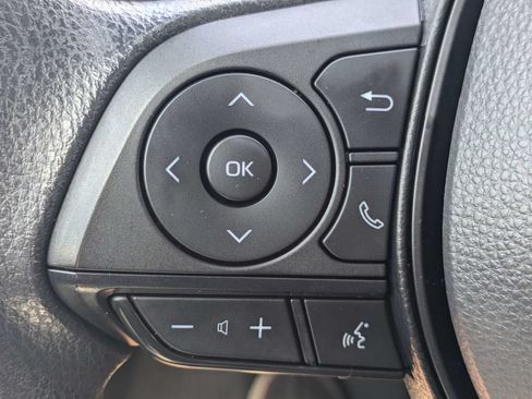 Used 2025 Toyota Corolla LE FWD image 25