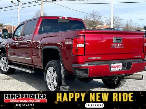 Used 2018 GMC Sierra 2500 Denali w/ Duramax Plus Package image 9