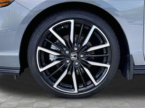 Certified 2025 Honda Accord Touring image 22
