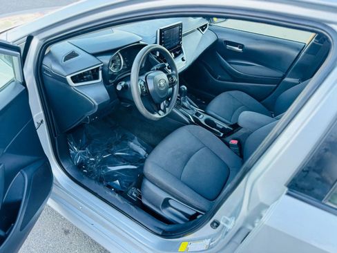 Used 2021 Toyota Corolla LE image 8