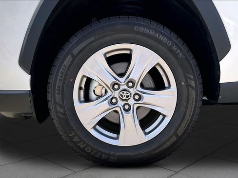 Used 2024 Toyota RAV4 XLE FWD image 10