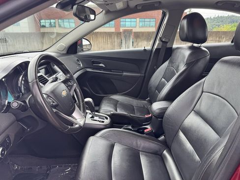 Used 2012 Chevrolet Cruze LT w/ RS Package FWD image 12