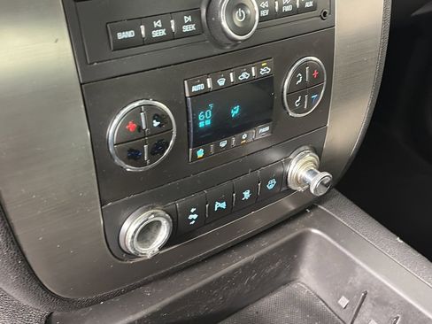 Used 2007 Chevrolet Avalanche LT w/ LT Preferred Equipment Group image 19