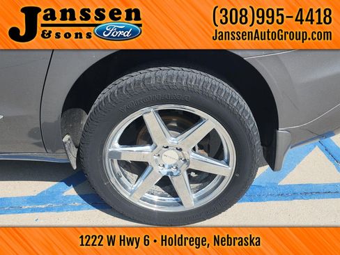 Used 2021 Buick Enclave Avenir FWD image 19