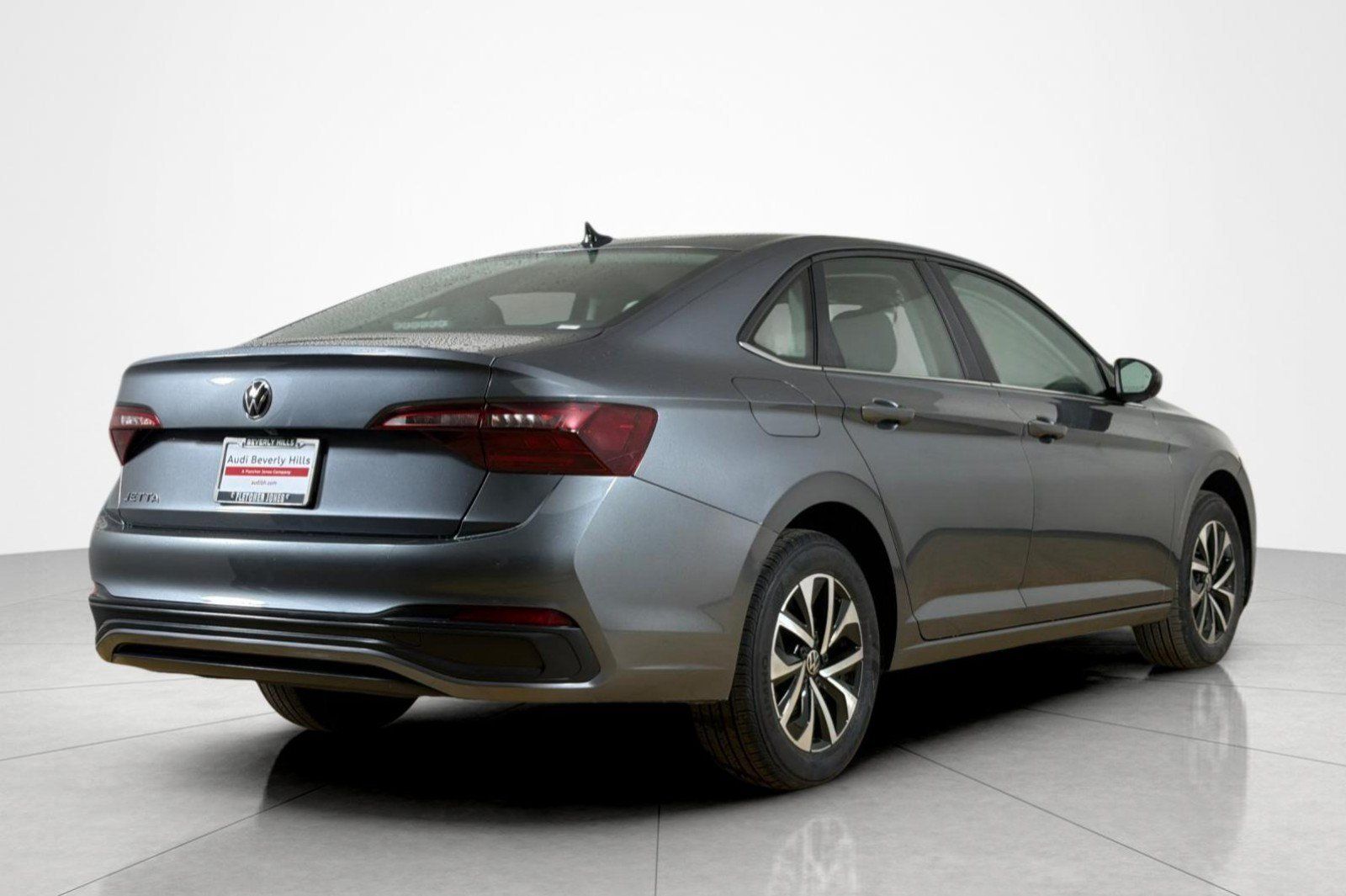 Used 2024 Volkswagen Jetta S FWD image 5