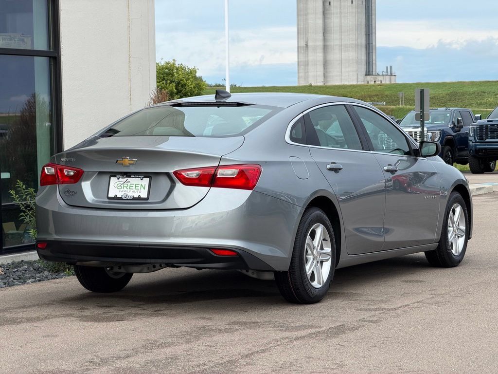 Used 2023 Chevrolet Malibu LS FWD image 5