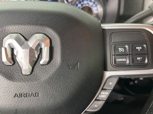 Used 2021 RAM 2500 Big Horn image 10