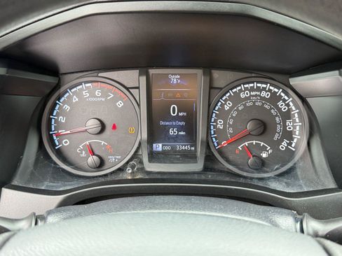 Used 2018 Toyota Tacoma SR AWD/4WD image 20