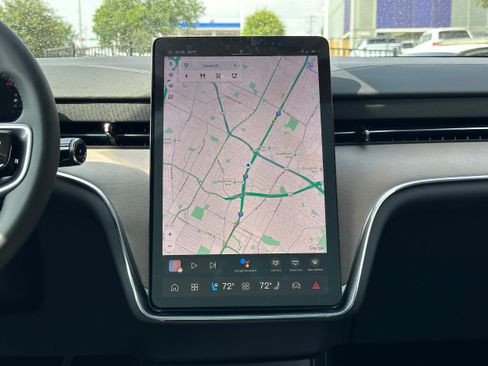 New 2025 Volvo EX90 Plus image 12