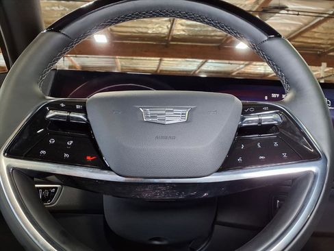 New 2026 Cadillac Escalade IQL Luxury image 20