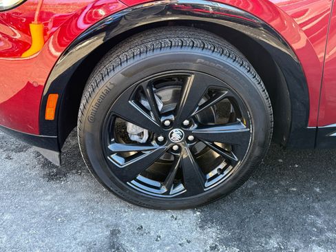 Used 2022 Buick Envision Essence w/ Technology Package II image 9