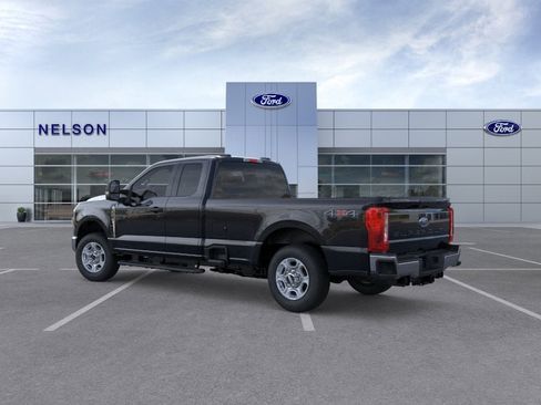 New 2026 Ford F350 4x4 SuperCab Super Duty image 4