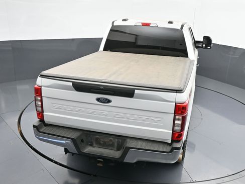 Used 2021 Ford F250 XLT w/ FX4 Off-Road Package image 36