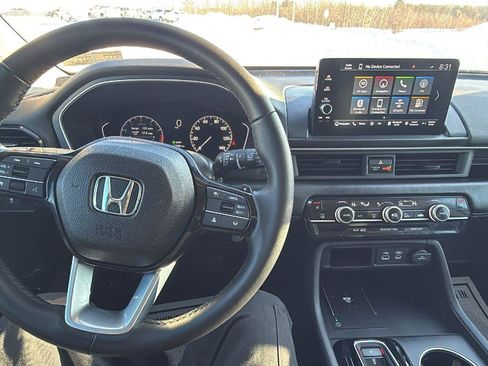 Used 2025 Honda Pilot Touring image 30