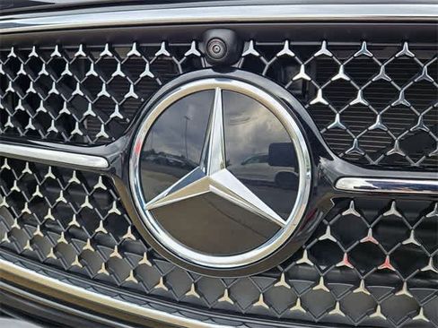 Used 2024 Mercedes-Benz E 350 4MATIC Sedan image 9