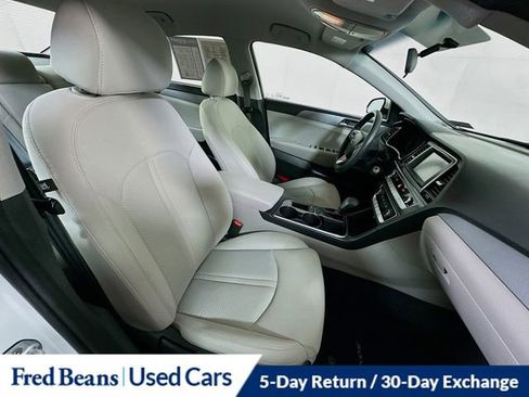 Used 2019 Hyundai Sonata SE FWD image 26
