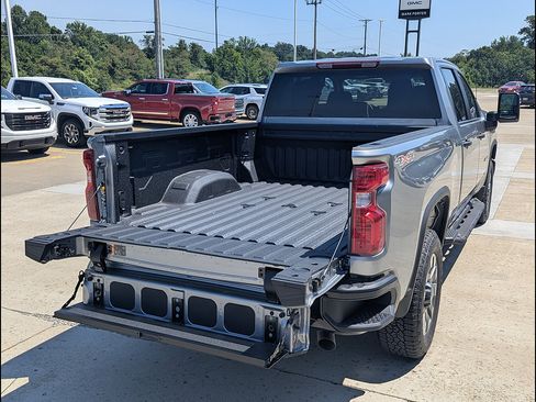 New 2026 Chevrolet Silverado 2500 Custom w/ Custom Convenience Package AWD/4WD image 13
