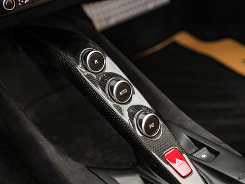 Used 2022 Ferrari 812 GTS RWD image 79