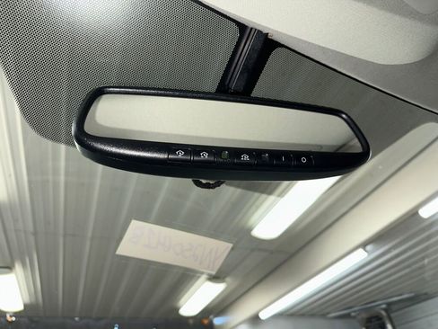 Used 2019 Nissan Murano SV image 12