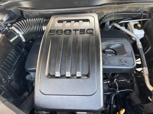 Used 2017 Chevrolet Equinox LS image 23