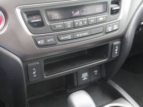 Used 2019 Honda Ridgeline RTL image 18