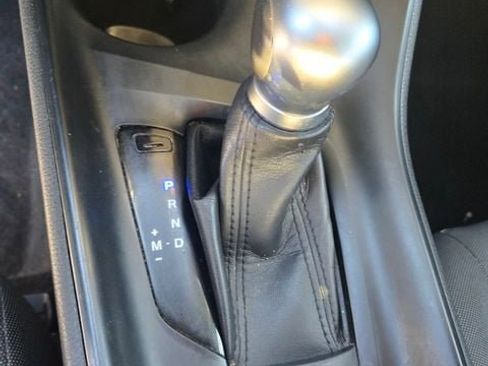 Certified 2021 Toyota C-HR LE image 16