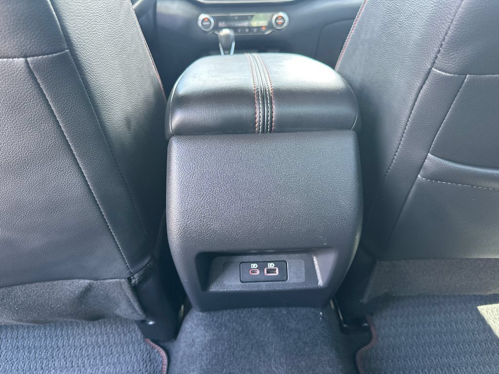 Used 2025 Nissan Altima 2.5 SR w/ SR Premium Package FWD image 22