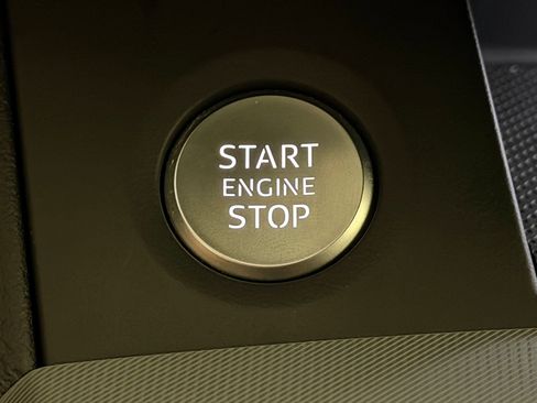 Used 2025 Audi Q5 2.0T Premium w/ Convenience Plus Package image 26