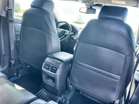 Used 2020 Honda CR-V Touring image 13