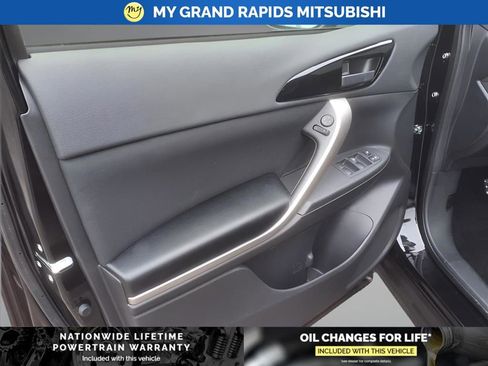 New 2025 Mitsubishi Eclipse Cross ES image 6