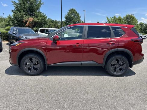 New 2026 Nissan Rogue SV FWD image 4
