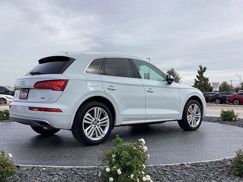 Used 2019 Audi Q5 2.0T Premium Plus w/ Premium Plus Package image 5