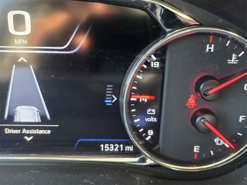 Used 2023 GMC Acadia Denali w/ Denali Technology Package image 24