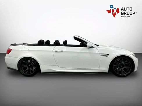 Used 2011 BMW M3 Convertible RWD image 8