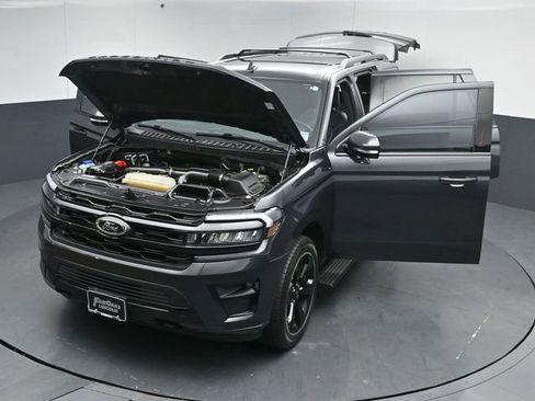 Used 2023 Ford Expedition Limited image 56