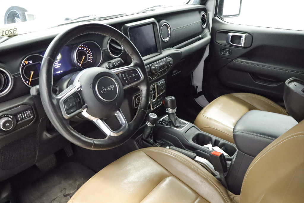 Used 2021 Jeep Wrangler Unlimited Sahara AWD/4WD image 8