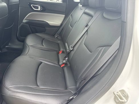 Used 2024 Jeep Compass Limited AWD/4WD image 10