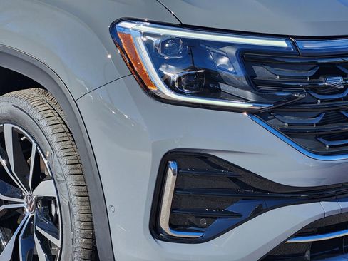 New 2026 Volkswagen Atlas Cross Sport SEL Premium R-Line image 27